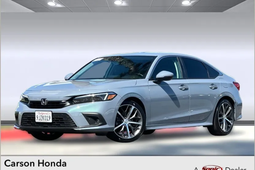 2024 Honda Civic Touring photo 1