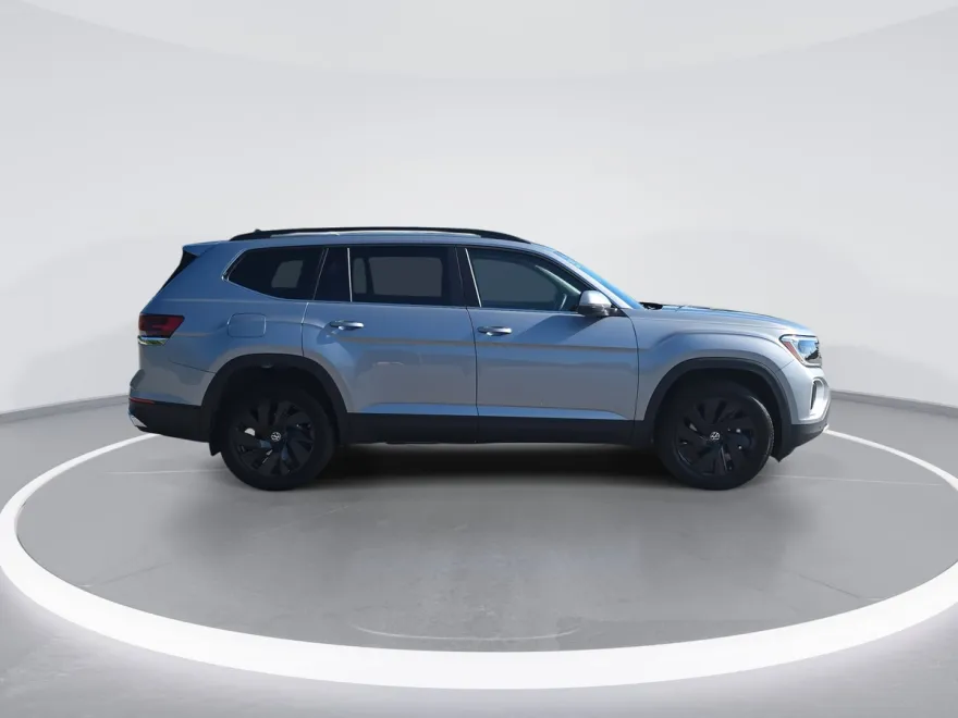 2026 Volkswagen Atlas SE Technology photo 1