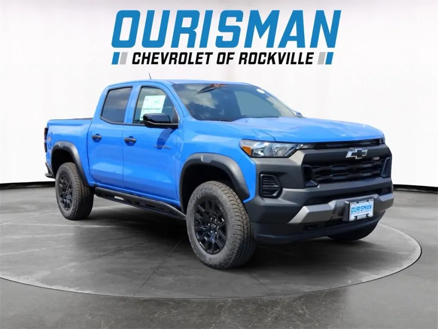 2026 Chevrolet Colorado Trail Boss photo 1