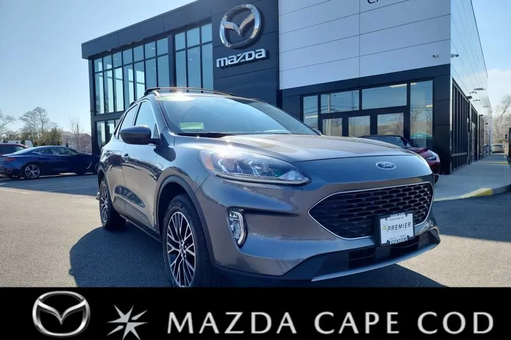 2022 Ford Escape SEL photo 1