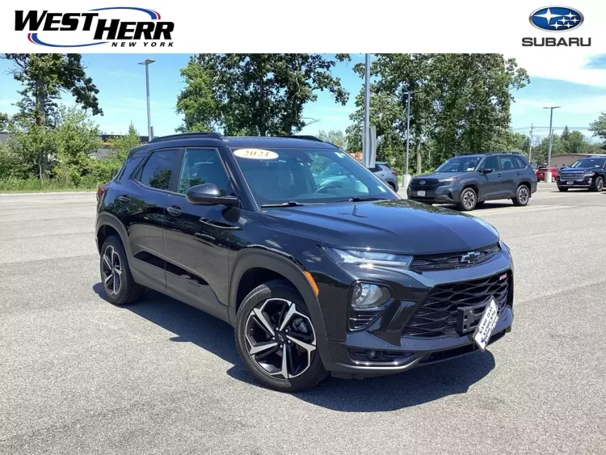 2021 Chevrolet Trailblazer RS photo 1