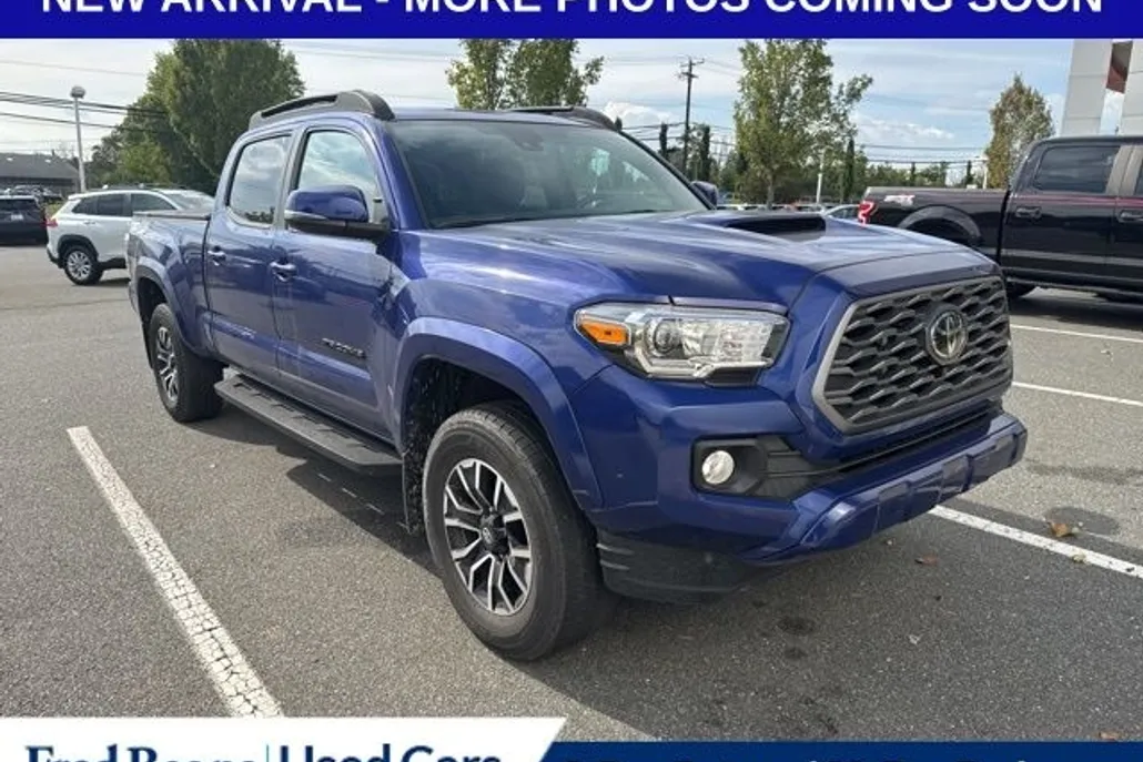 2023 Toyota Tacoma TRD Sport V6 photo 1
