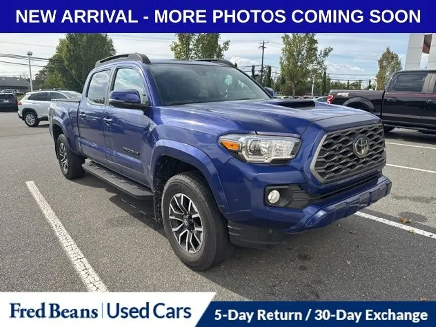 2023 Toyota Tacoma TRD Sport V6 photo 1
