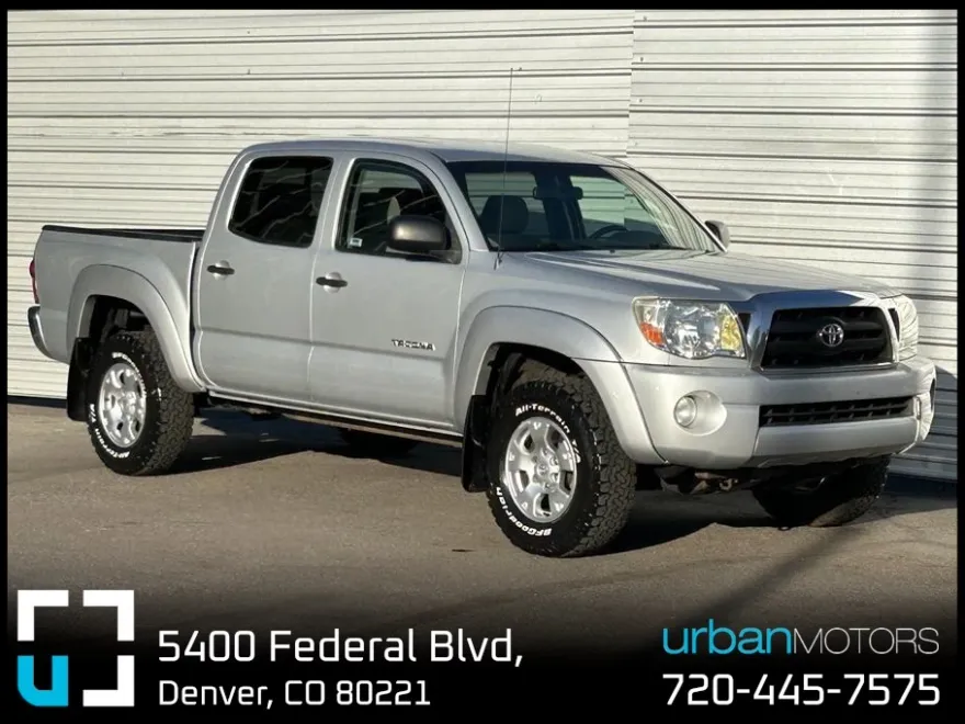 2005 Toyota Tacoma Double Cab SR5 4x4 photo 1