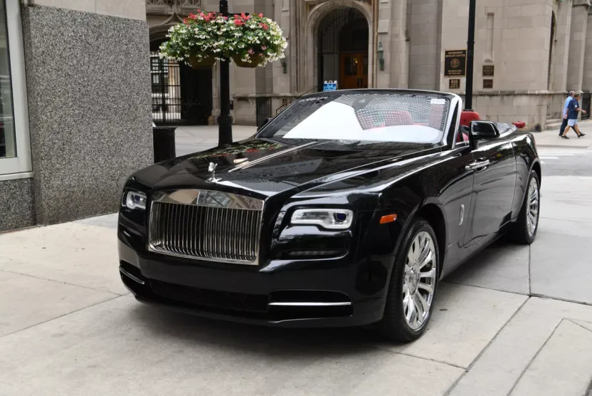 2019 Rolls Royce Dawn photo 1
