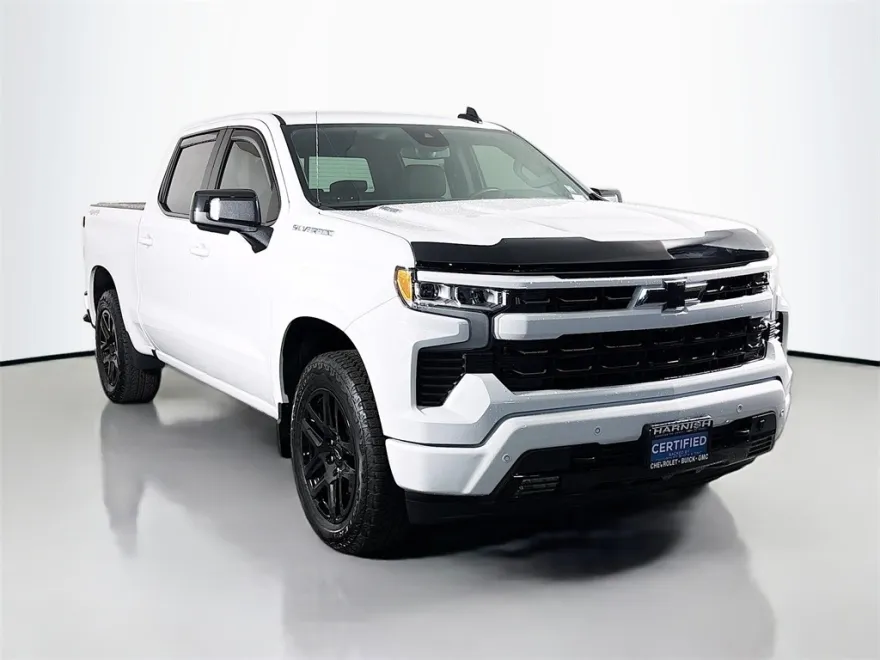 2024 Chevrolet Silverado 1500 RST photo 1