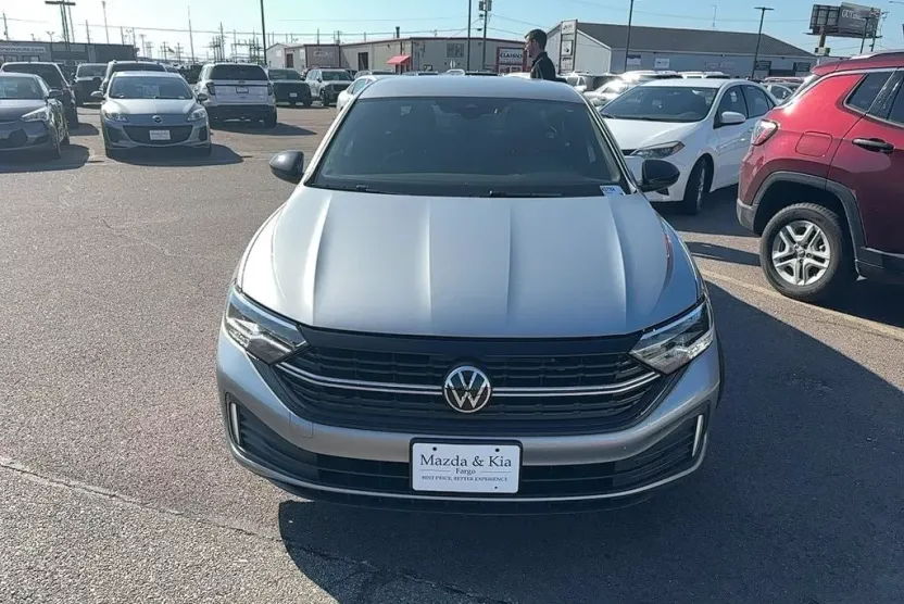 2024 Volkswagen Jetta 1.5T Sport photo 1