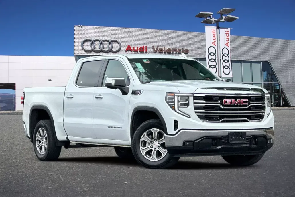 2024 Gmc Sierra 1500 SLT photo 1