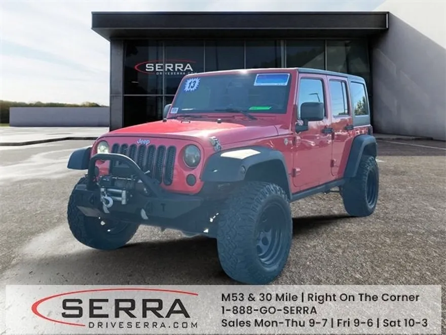 2013 Jeep Wrangler Unlimited Rubicon photo 1