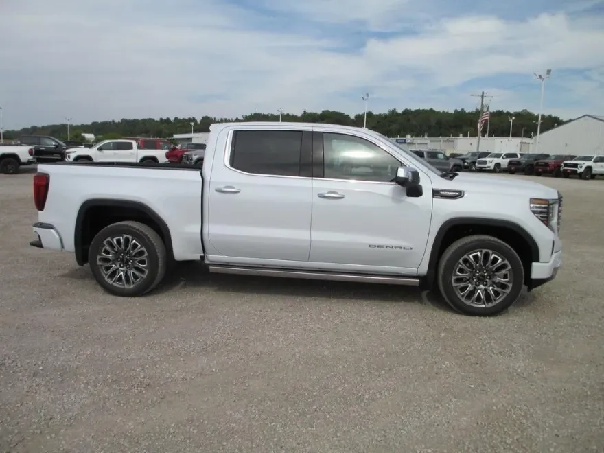 2026 Gmc Sierra 1500 Denali Ultimate photo 1