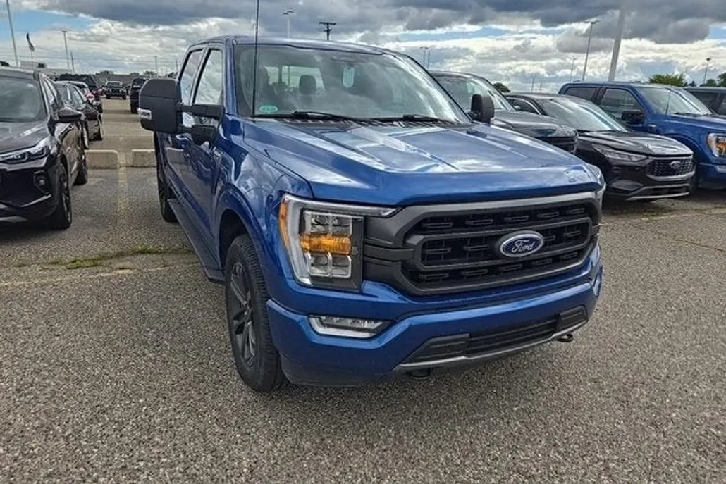2022 Ford F-150 XLT photo 1