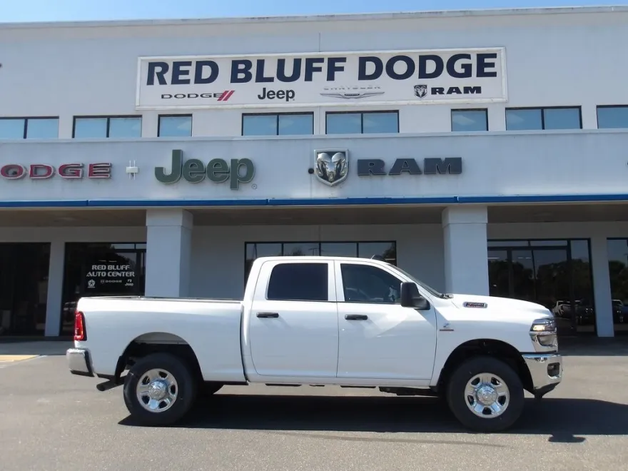 2025 Ram 3500 Tradesman photo 1