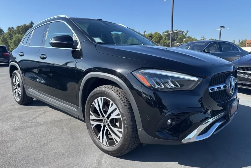 2025 Mercedes Benz GLA 250 photo 1