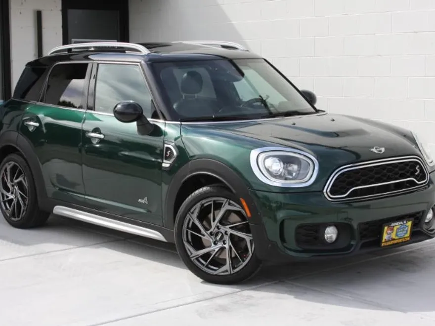 2017 Mini Countryman ALL4 John Cooper Works photo 1