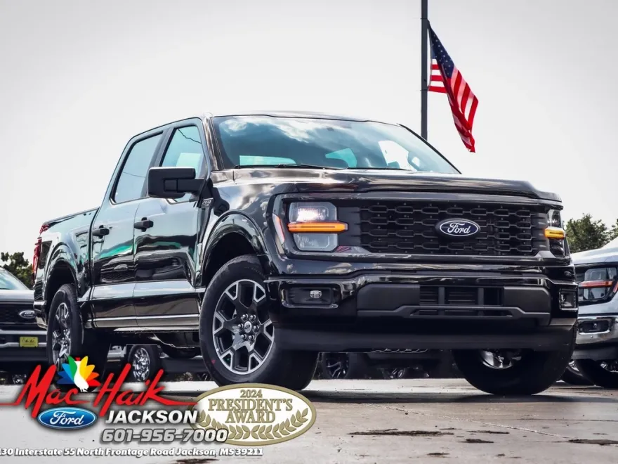 2025 Ford F-150 STX photo 1