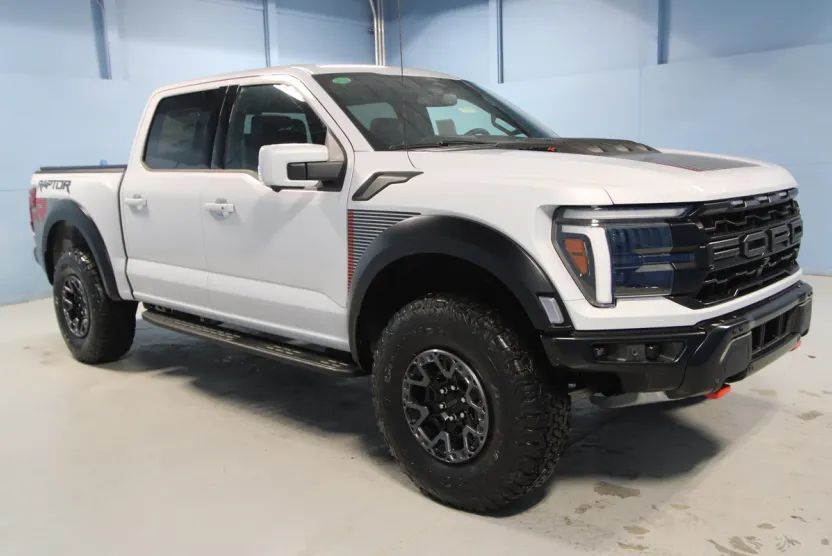 2025 Ford F-150 Raptor photo 1