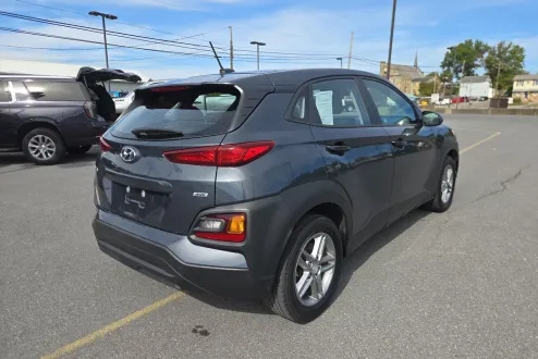 2019 Hyundai Kona SE photo 3