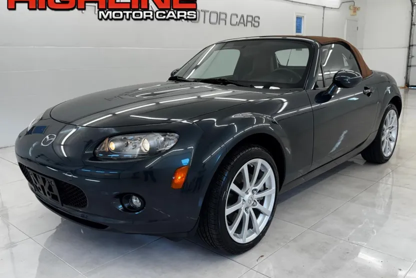 2006 Mazda MX-5 Miata Miata Grand Touring photo 1