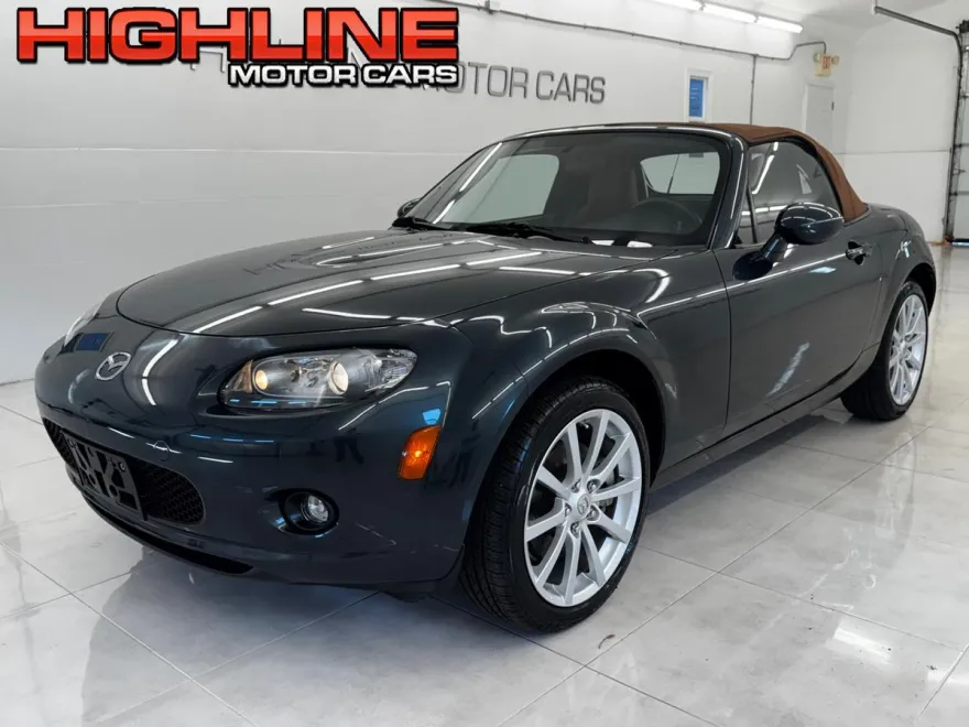 2006 Mazda MX-5 Miata Miata Grand Touring photo 1
