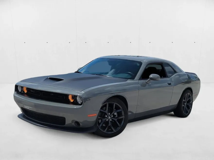 2023 Dodge Challenger GT photo 1