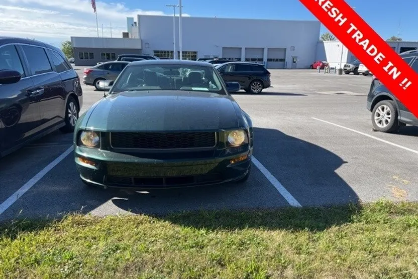2009 Ford Mustang GT photo 1