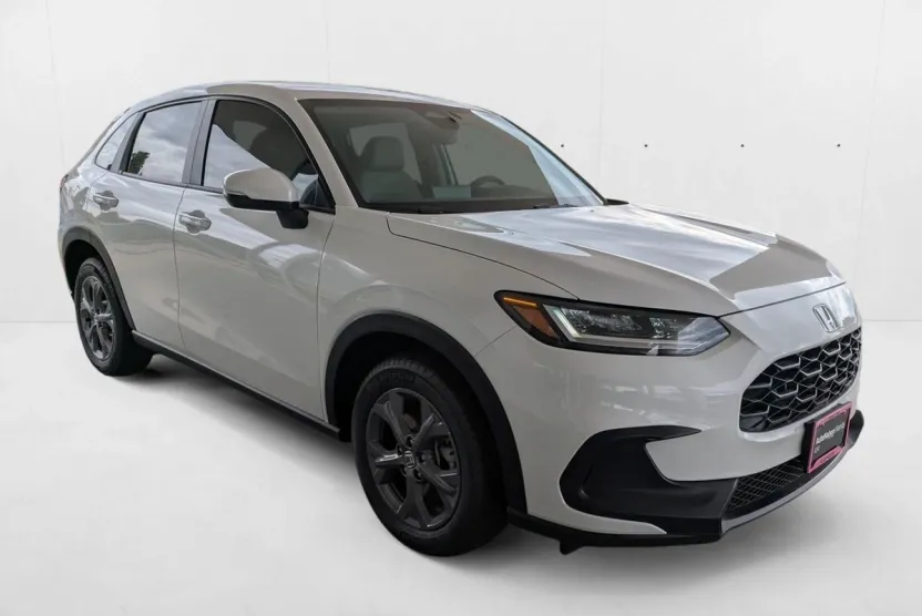 2026 Honda HR-V LX photo 1