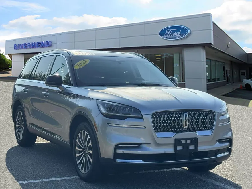 2022 Lincoln Aviator Reserve photo 1