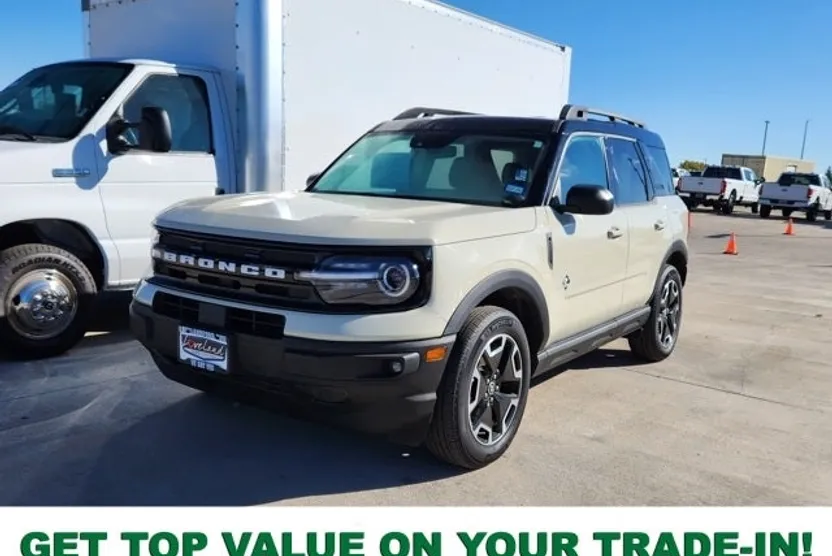 2024 Ford Bronco Sport Outer Banks photo 1