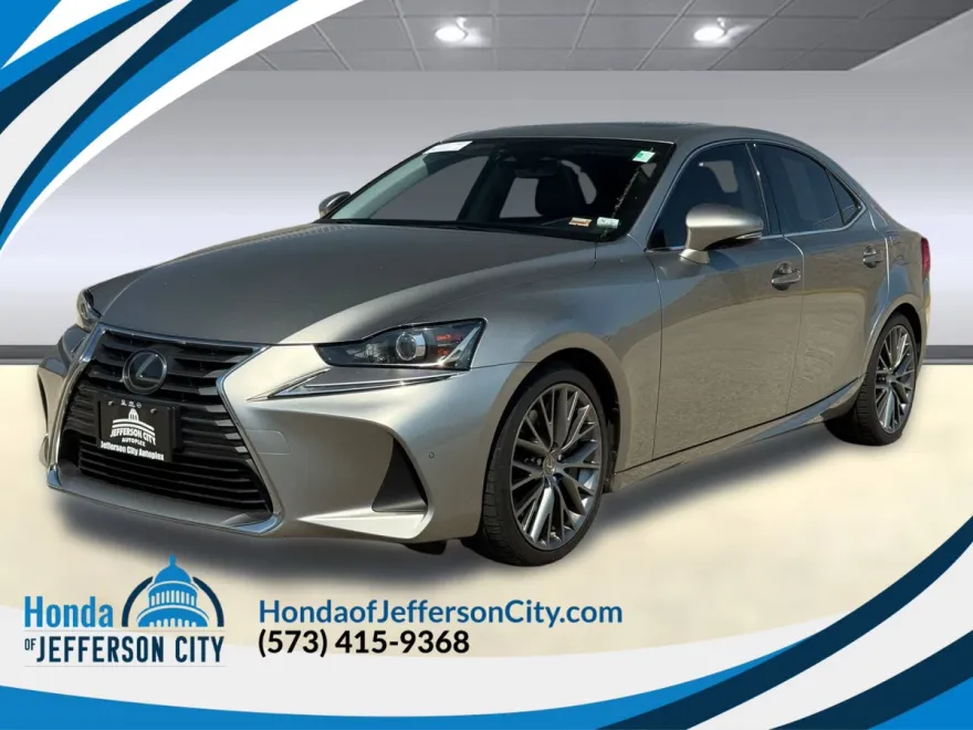 2019 Lexus IS 300 photo 1