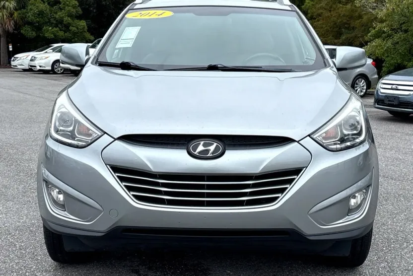 2014 Hyundai Tucson SE photo 1