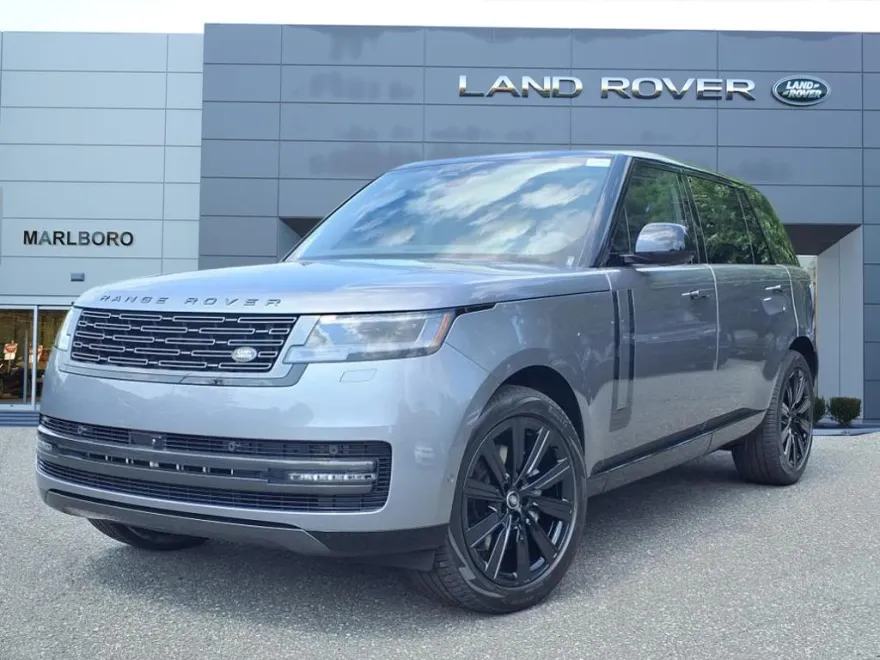 2025 Land Rover Range Rover SE photo 1