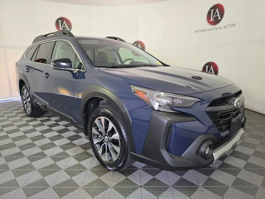 2023 Subaru Outback Limited XT photo 1