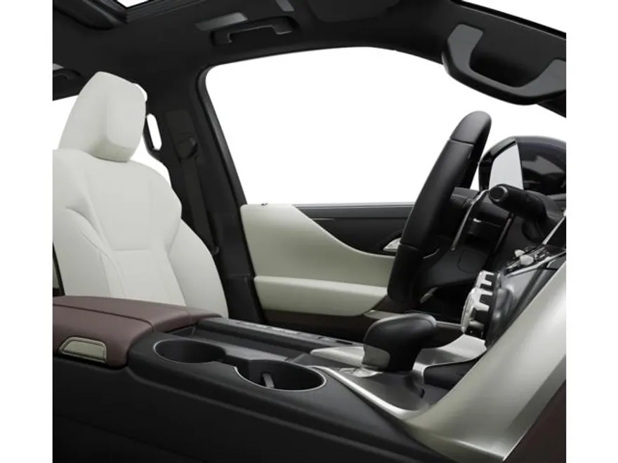 2025 Lexus LX Luxury photo 1