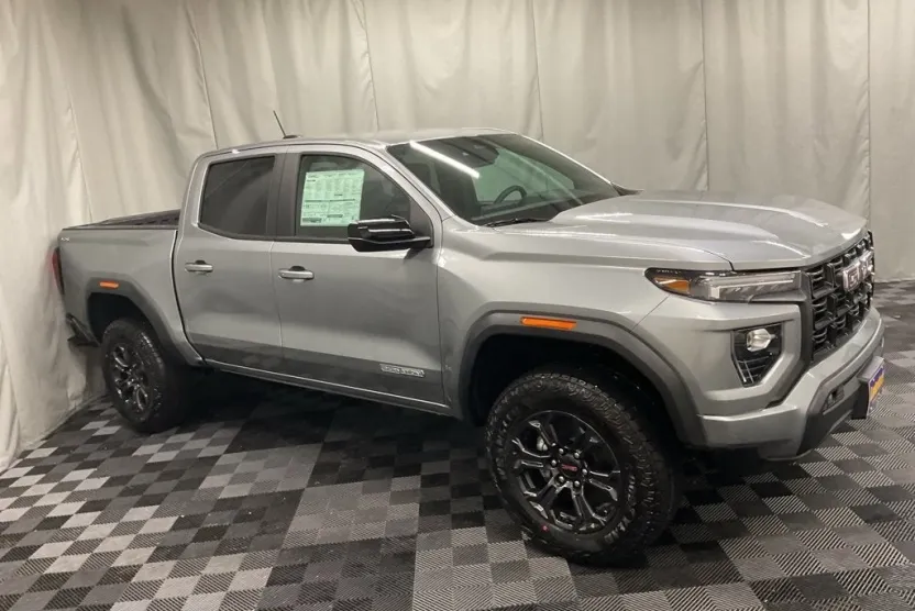 2025 Gmc Canyon Elevation photo 1