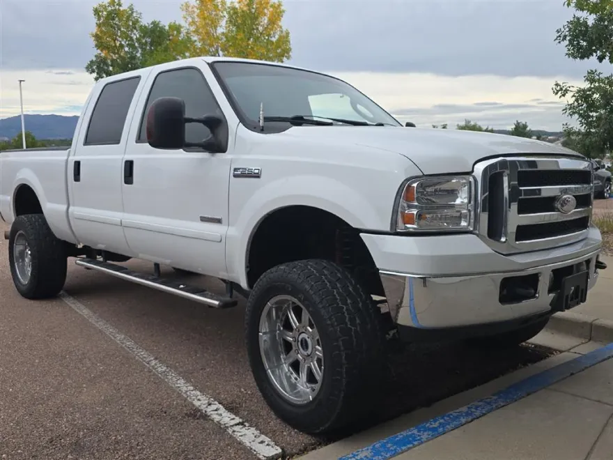 2006 Ford F-250 Lariat photo 1