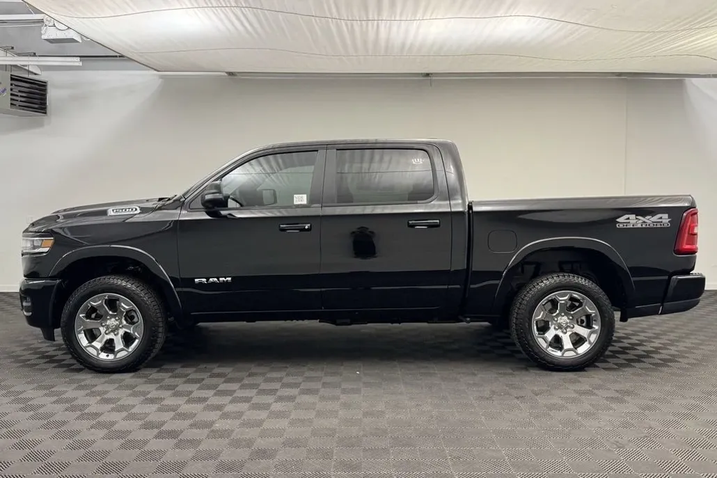 2026 Ram 1500 Big Horn photo 1