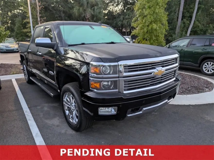 2014 Chevrolet Silverado 1500 High Country photo 1