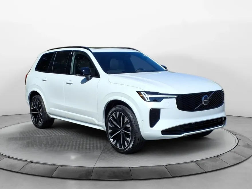 2026 Volvo XC90 photo 1