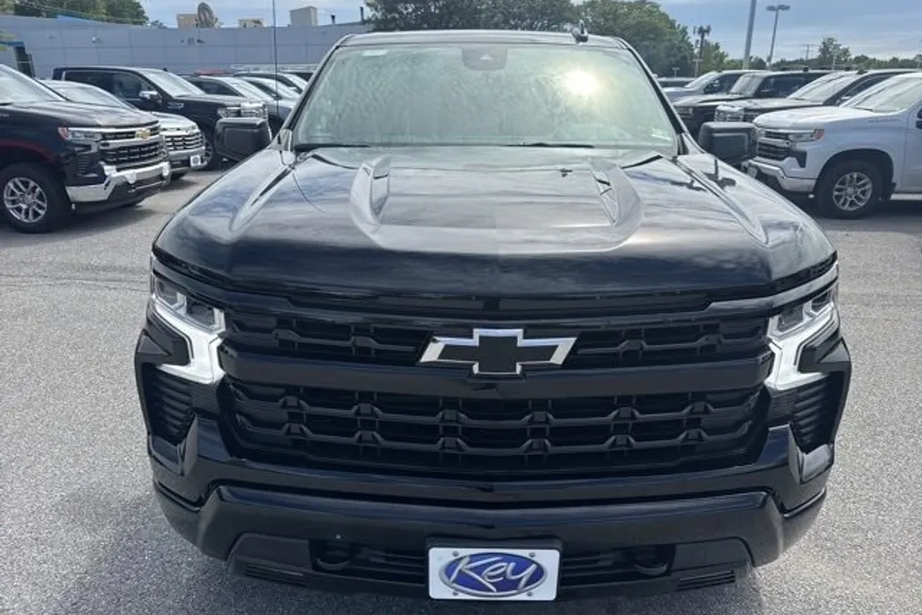 2026 Chevrolet Silverado 1500 RST photo 1