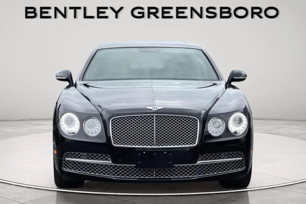 2014 Bentley Flying Spur Base photo 1
