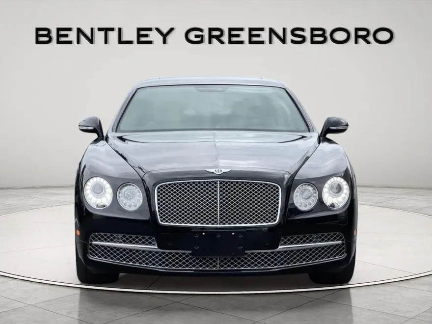 2014 Bentley Flying Spur Base photo 1