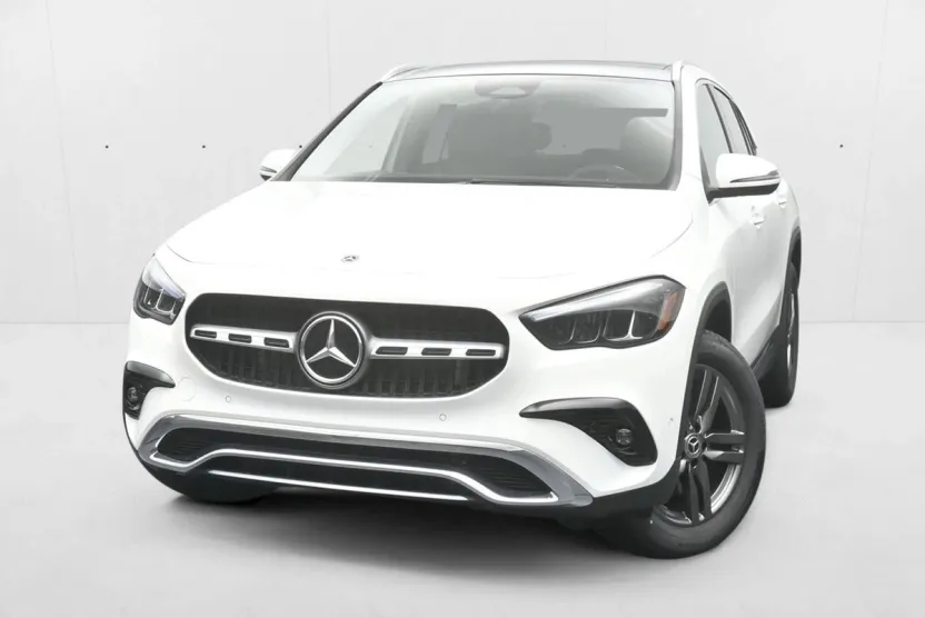 2026 Mercedes Benz GLA 250 4MATIC photo 1