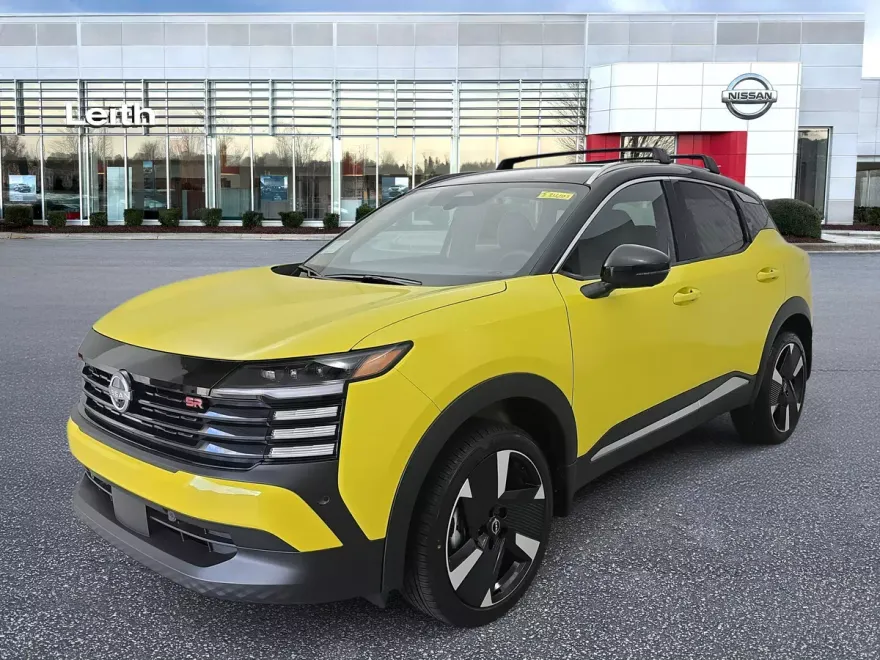 2026 Nissan Kicks SR photo 1