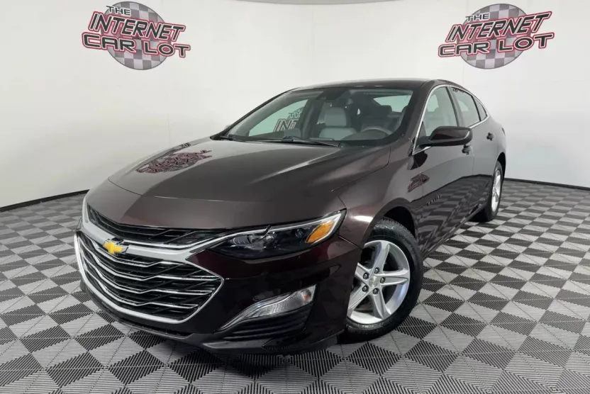 2020 Chevrolet Malibu LS photo 1