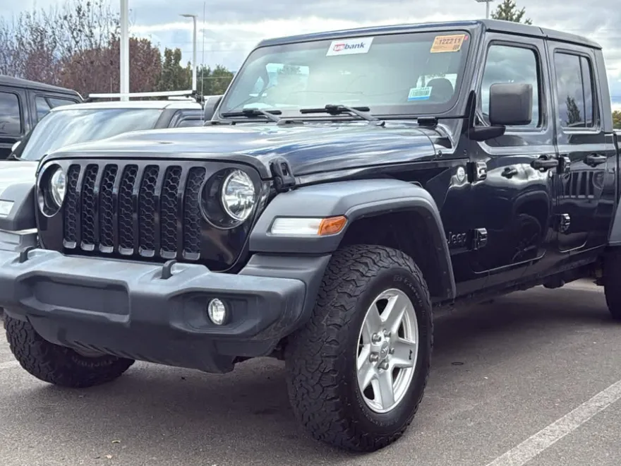 2020 Jeep Gladiator Sport S photo 1