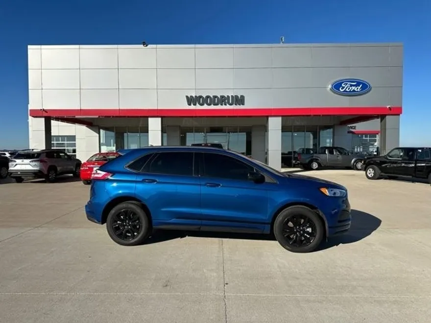 2024 Ford Edge SE photo 1