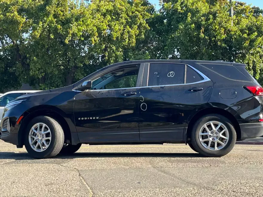 2023 Chevrolet Equinox photo 1