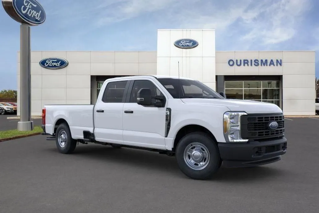 2025 Ford F-250 XL photo 1