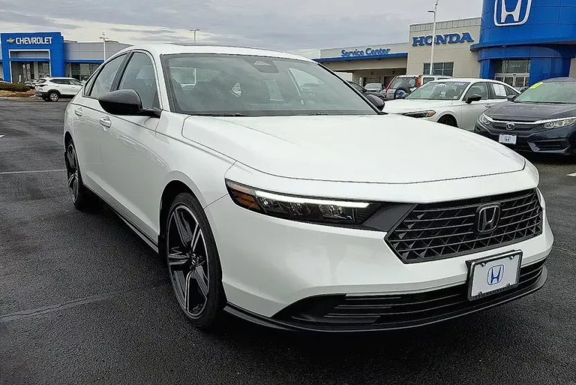 2025 Honda Accord Sport photo 1