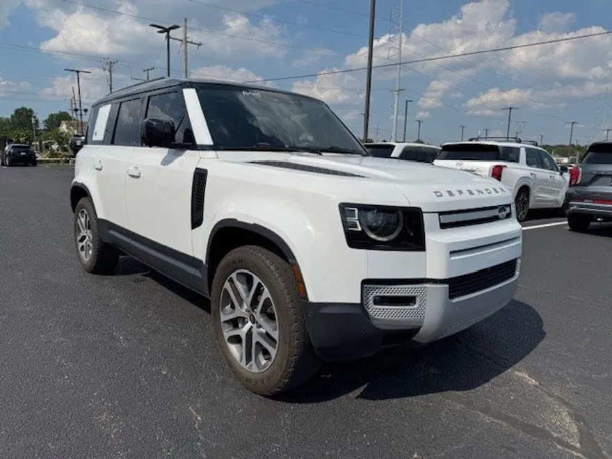 2020 Land Rover Defender 110 HSE photo 1
